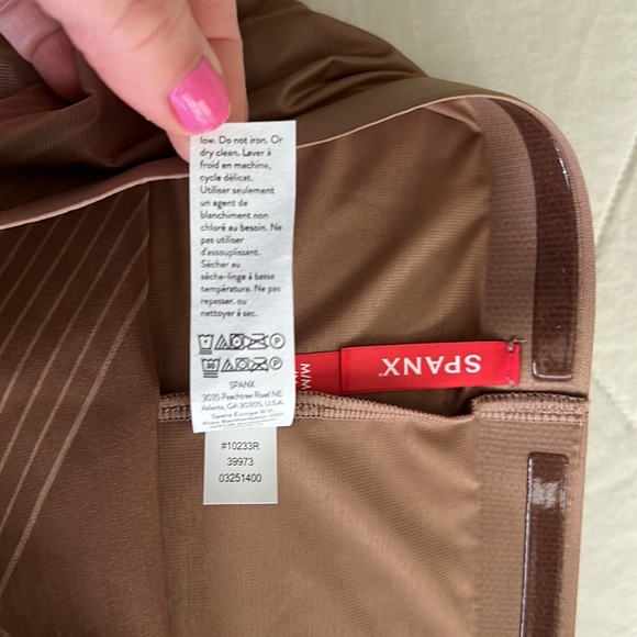 Spanx Thinstincts 2.0 Firm Control NWT medium - Picture 10 of 15